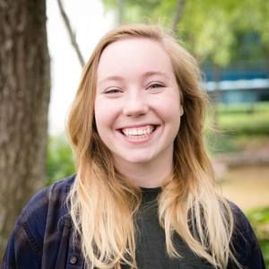 Meet your Posher, Claire